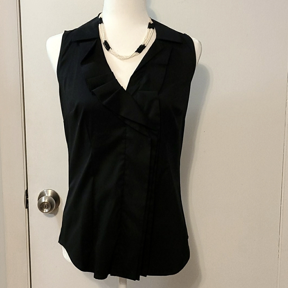 Ann Taylor pleated sleeveless top